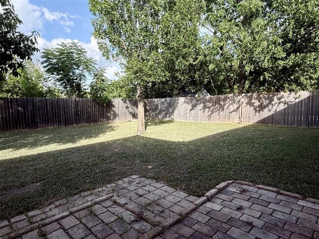Building Photo - 1506 Cora Marie Dr