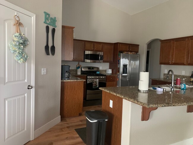 Building Photo - 4 Bedroom 2.5 Bath ready soon