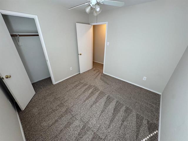 Building Photo - 9205 Lenox Dr