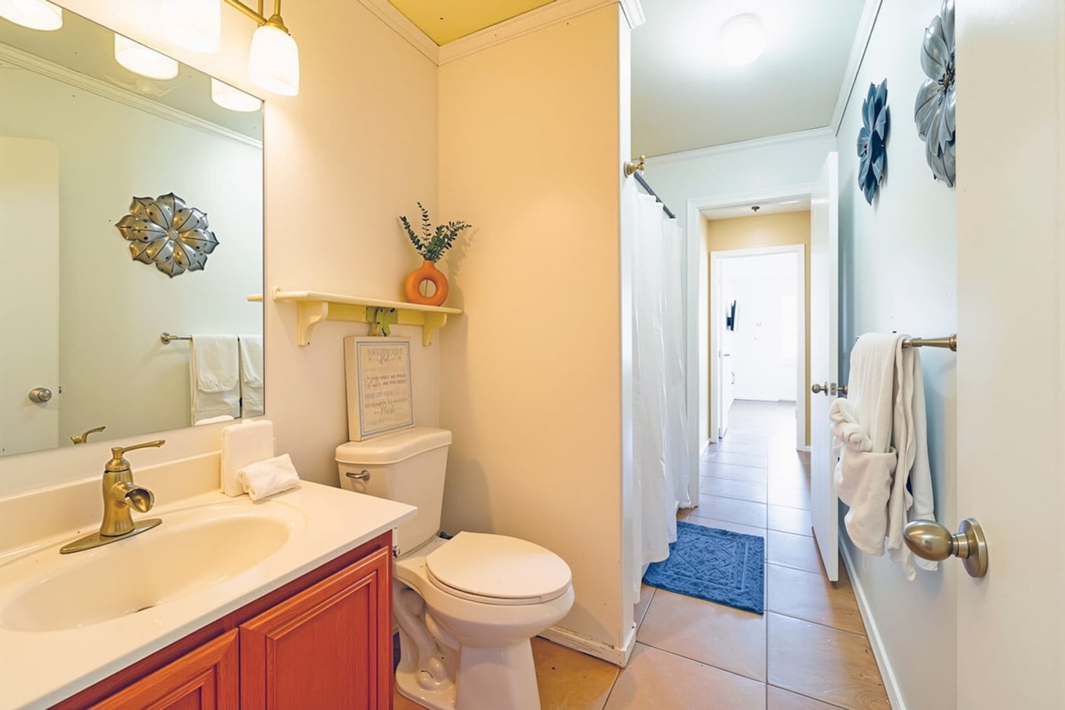 Building Photo - 1546 N Desert Willow St