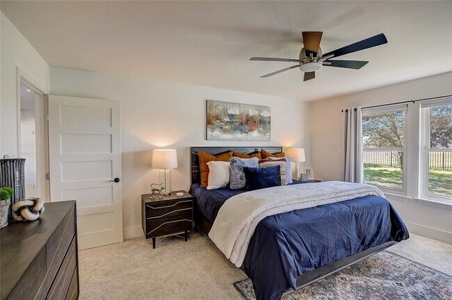 Building Photo - 20534 Highland Lake Dr