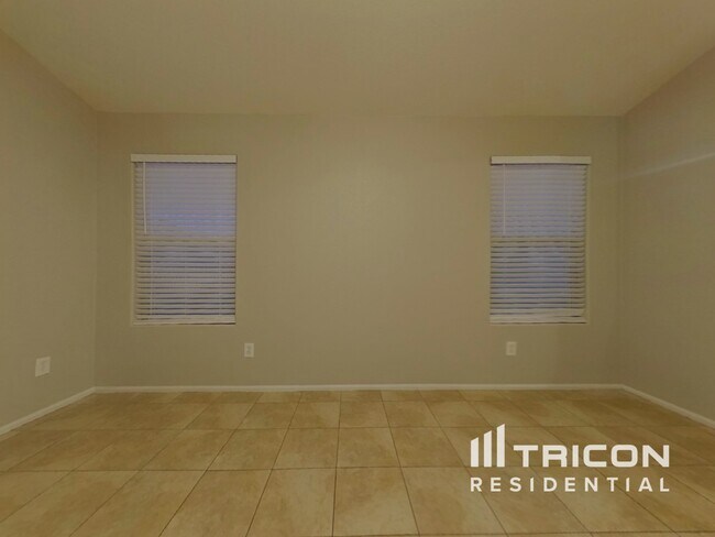 Building Photo - 16085 W Kendall St