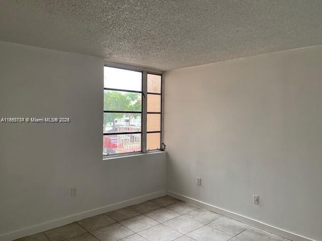 Building Photo - 10801 SW 109th Ct