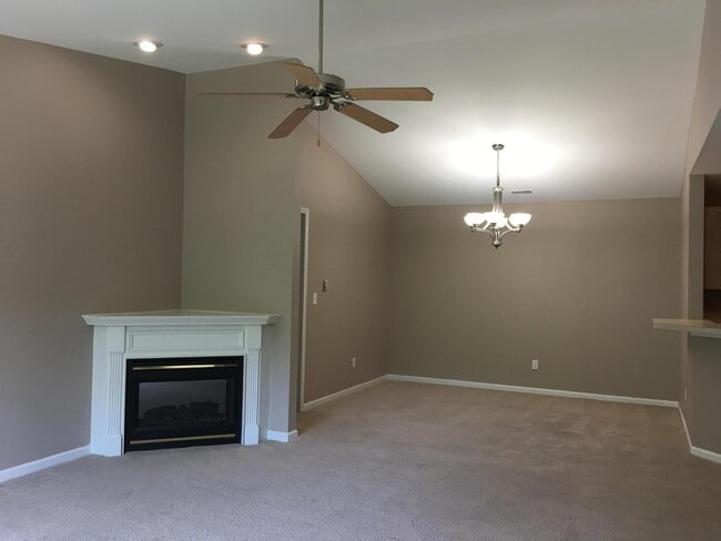 Building Photo - 20209 Chesapeake Cir