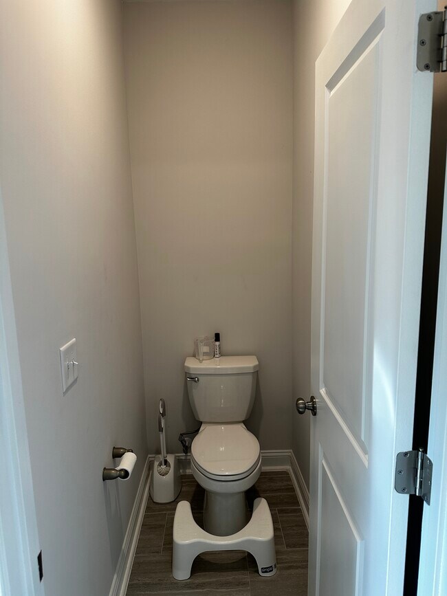 Building Photo - 6013 Balance Ct
