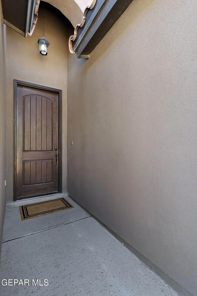 Building Photo - 13474 Lawkland St