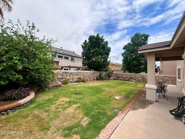 Building Photo - 3640 Tierra Calida Dr