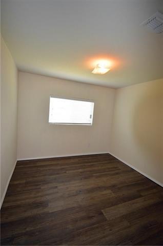 Building Photo - 1429 Raven Dr W