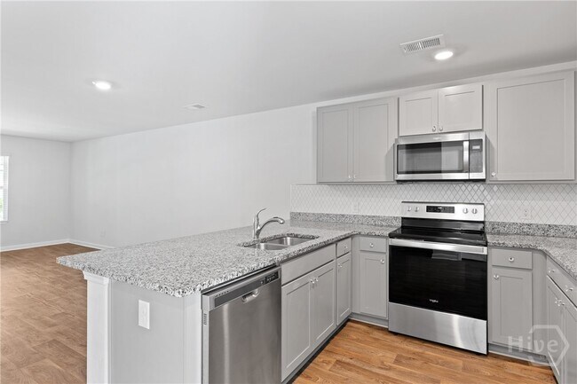 Building Photo - 109 Birch Cir