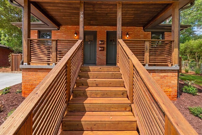 Building Photo - 206 Ashley Ave