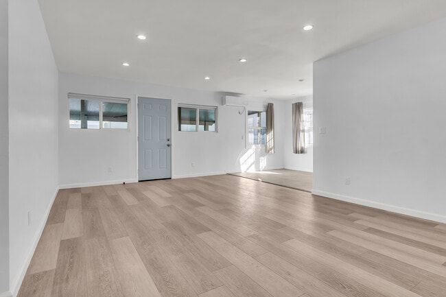 Building Photo - 1155 Exposition Blvd