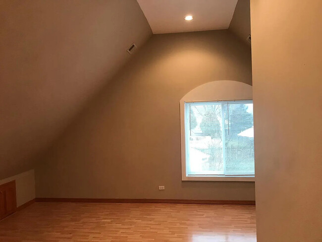 Building Photo - 110 Filbert Dr