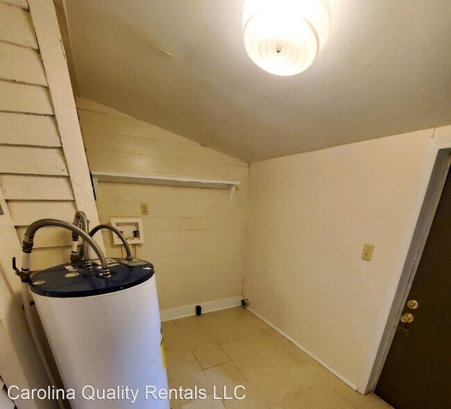 Building Photo - 2 br, 1 bath House - 909 South Carolina Ave