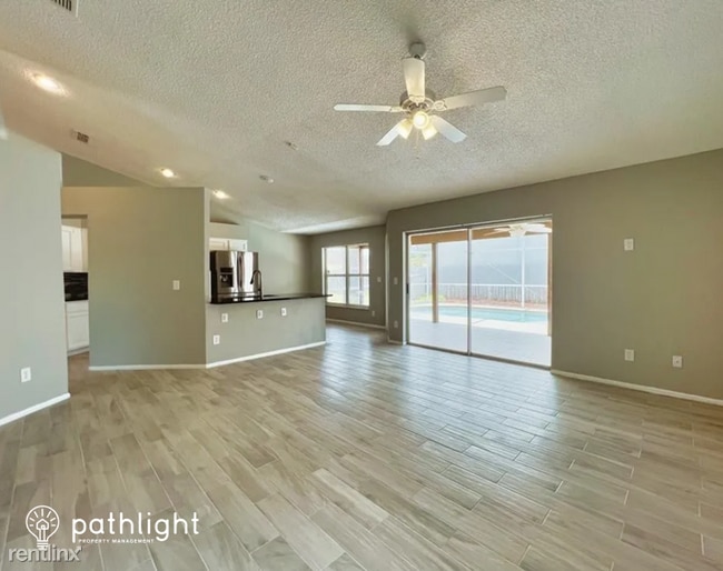 Building Photo - 4 br, 2 bath House - 2923 Pembridge Street...