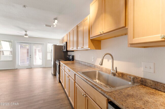 Building Photo - 4455 W 19th St