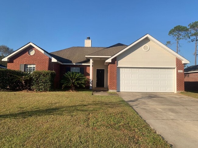 Building Photo - 3235 Bellingrath Dr