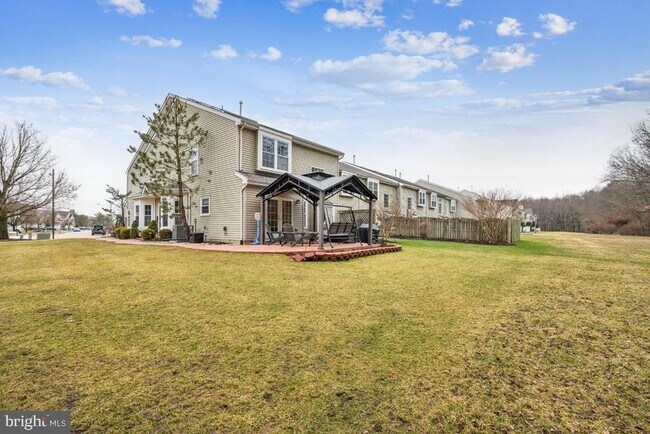 Building Photo - 52 Stokes Rd