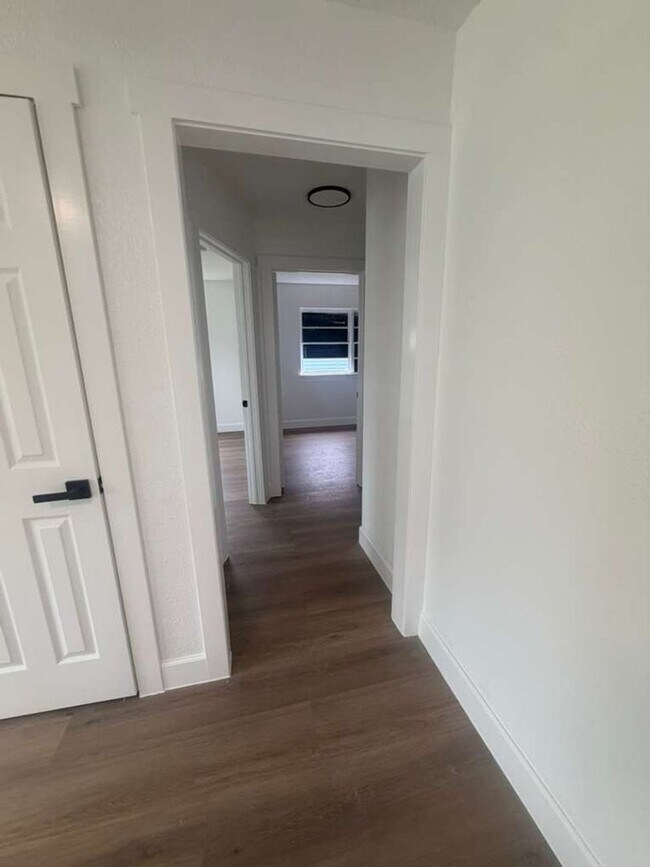 Building Photo - BEAUTIFUL HOME IN HOUSTON. MOVE IN READY!.