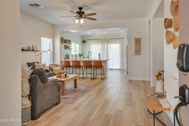 Building Photo - 21393 E Puesta Del Sol