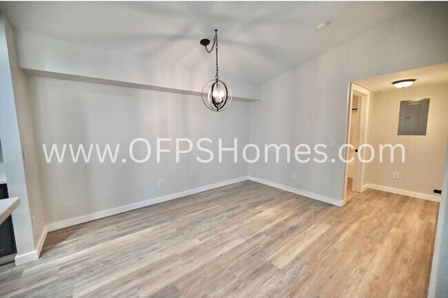 Building Photo - 4030 Dancing Cloud Ct