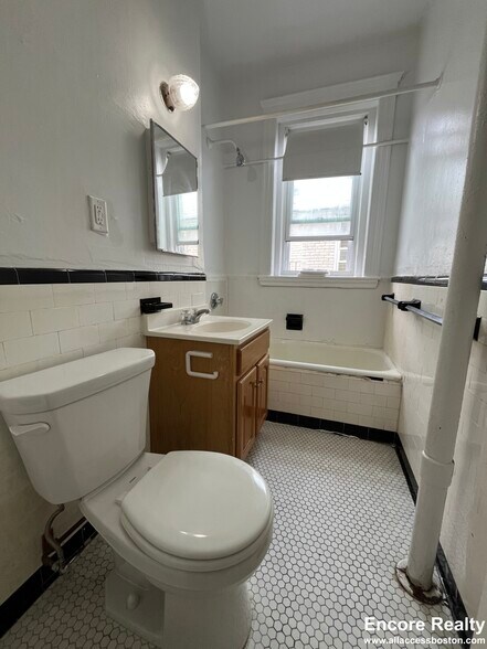 Building Photo - 1750 Commonwealth Ave