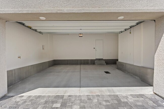 Building Photo - 11446 Ethereal Lndg Ave