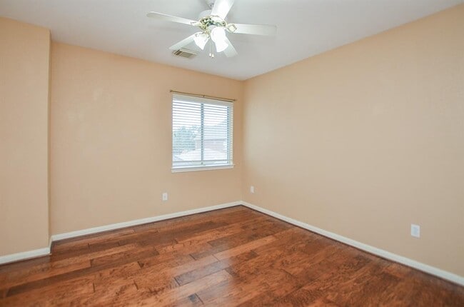 Building Photo - 1814 Maidenhair Ln
