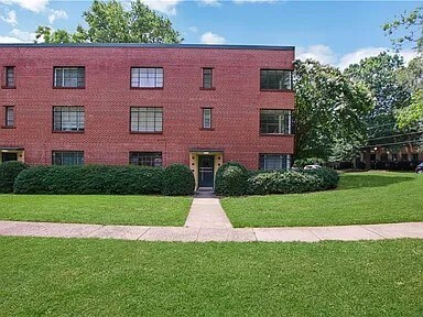 Building Photo - 1174 Briarcliff Rd NE