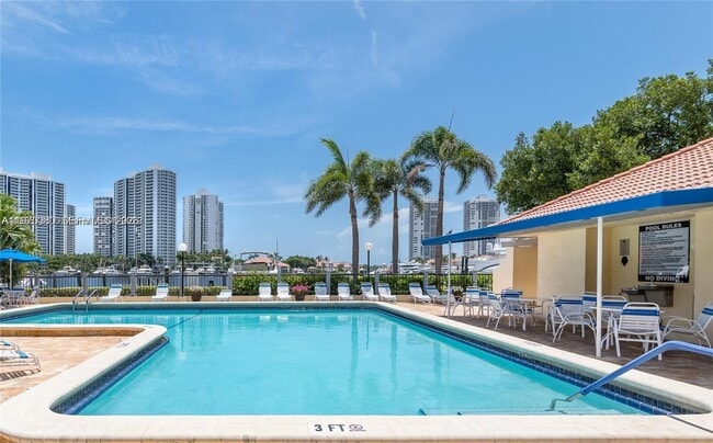 Building Photo - 3559 Magellan Cir