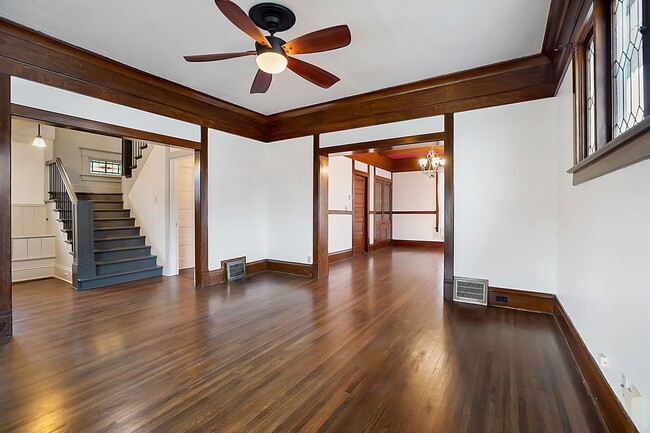 Building Photo - Great home for rent near Garland district