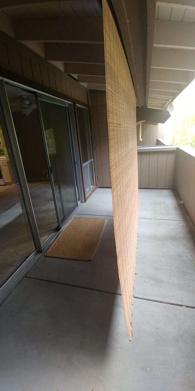 Building Photo - 151 Buckingham Dr