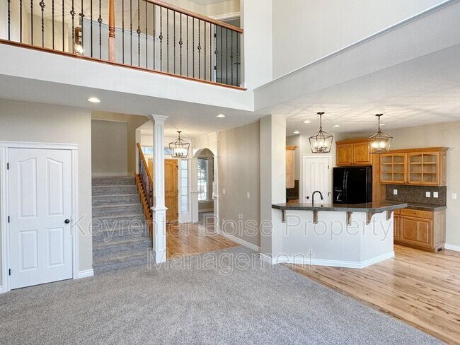 Building Photo - 538 E Halpin Dr