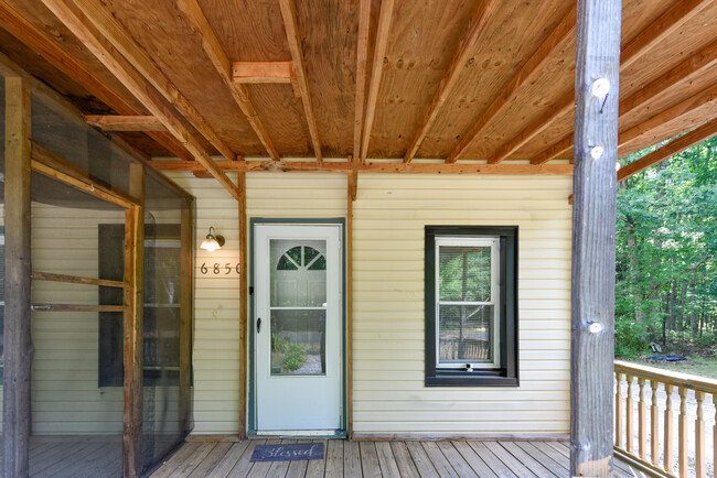 Building Photo - 6850 Strand Ave