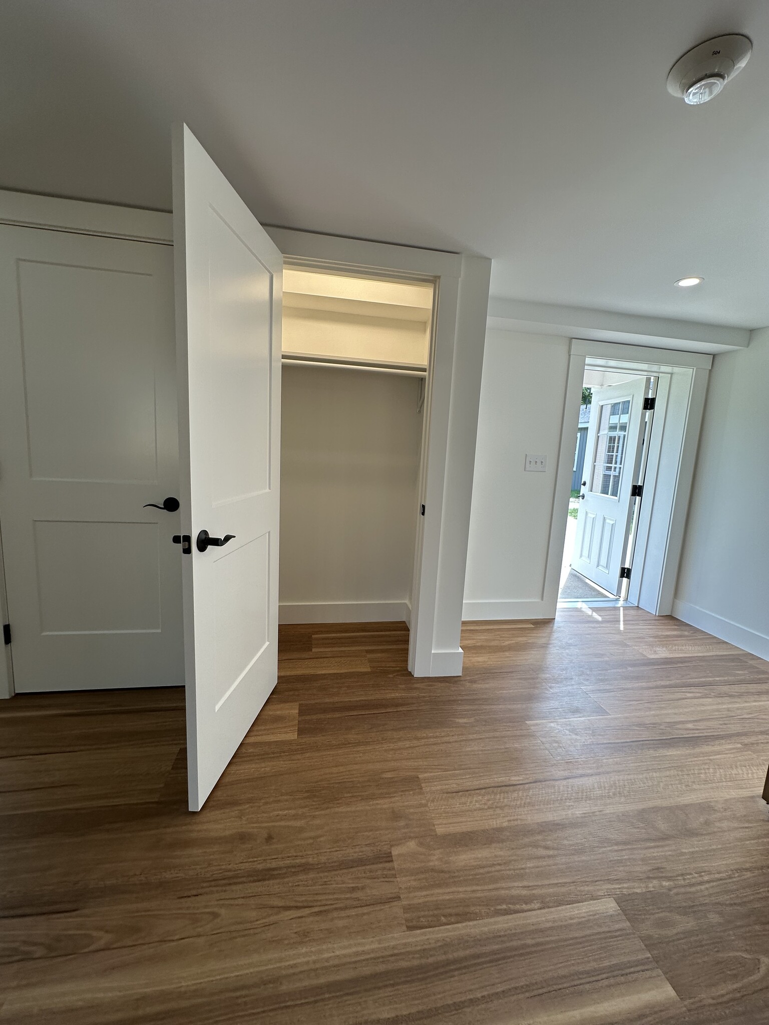 Building Photo - 61 Old Amherst Rd