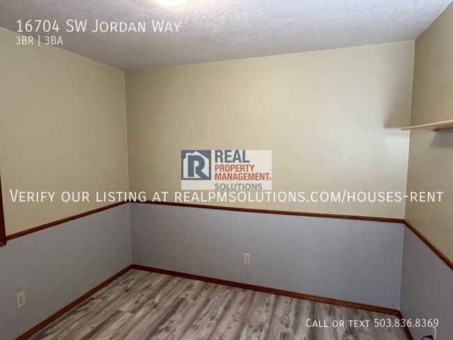 Building Photo - 16704 SW Jordan Way