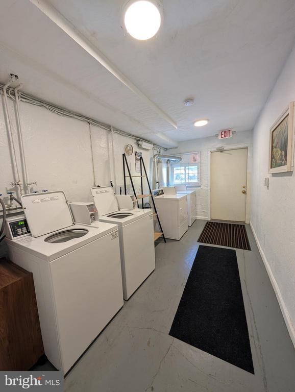 Building Photo - 311 Dawson Ave