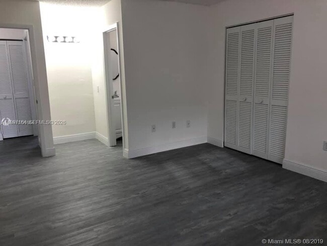 Building Photo - 2246 W 74th St