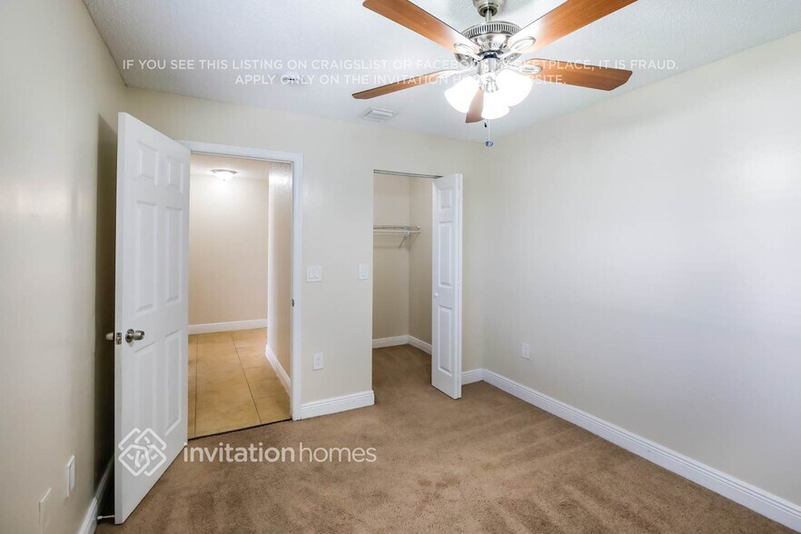 Building Photo - 8852 SW 215th Ln