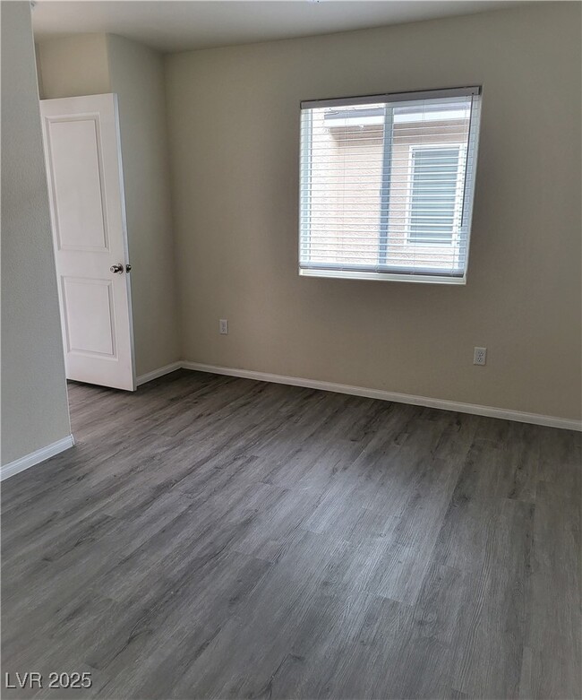 Building Photo - 1901 Bighorn St