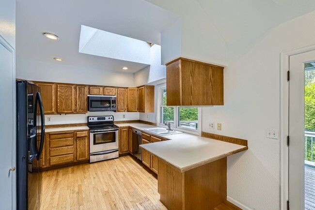 Building Photo - Available NOW! Waterfront >> Newly Remodel...