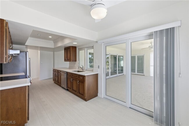 Building Photo - 1235 Par View Dr