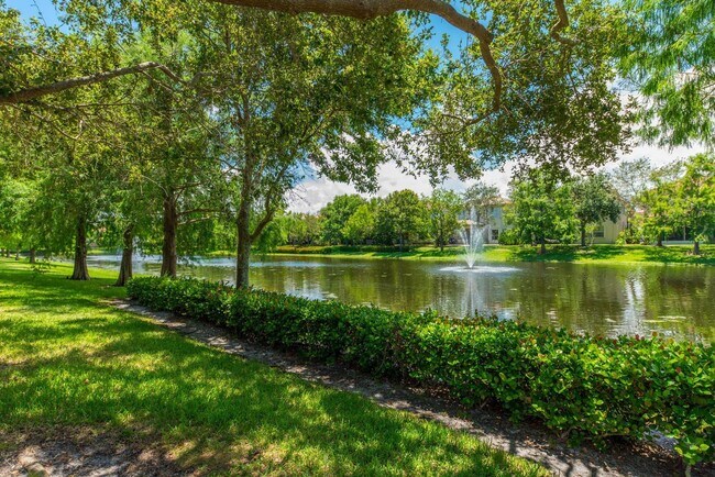 Building Photo - 1088 Grove Park Cir