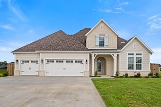 Building Photo - 3024 Courtyard St