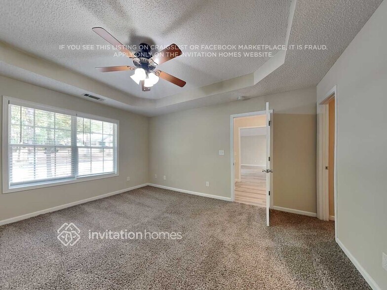 Building Photo - 432 Meadowbrook Dr