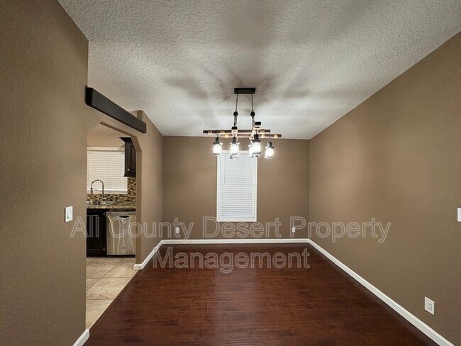 Building Photo - 43155 Portola Ave