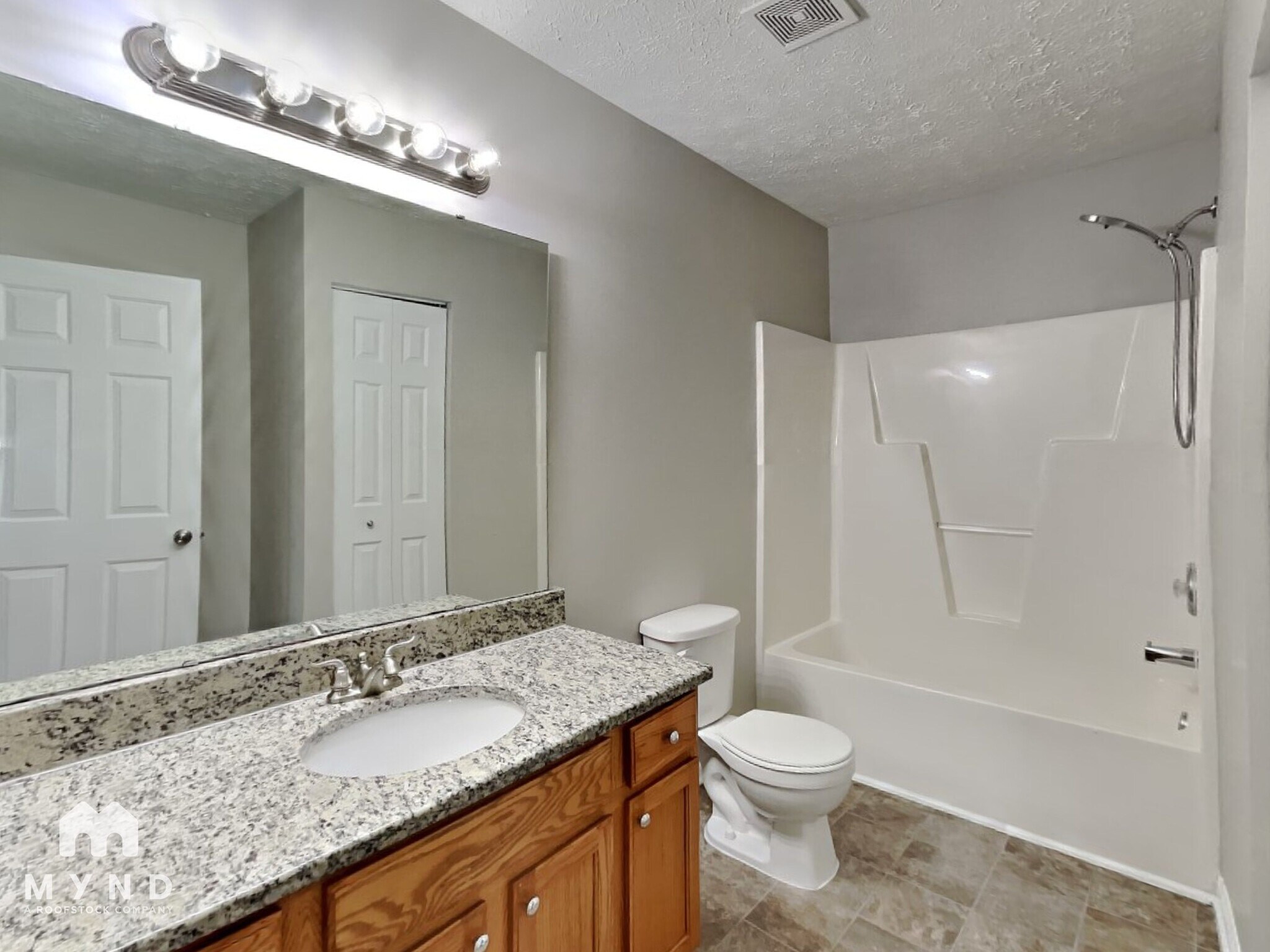 Building Photo - 105 Bridgedale Ct