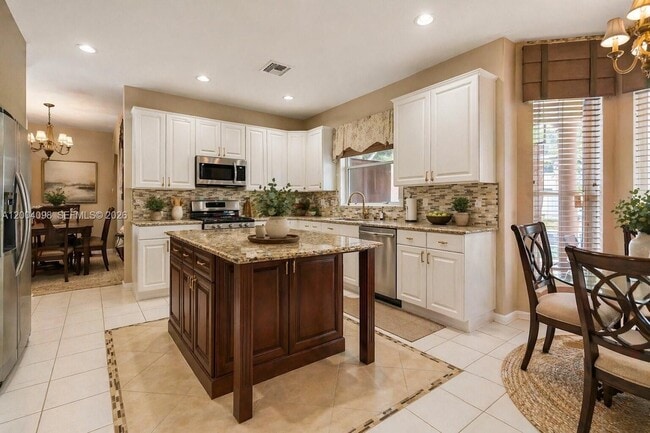 Building Photo - 17407 SW 36th St