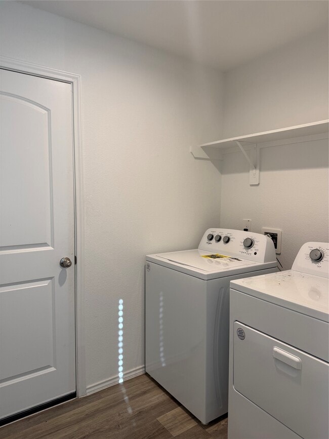 Building Photo - 1111 Tempranillo Wy
