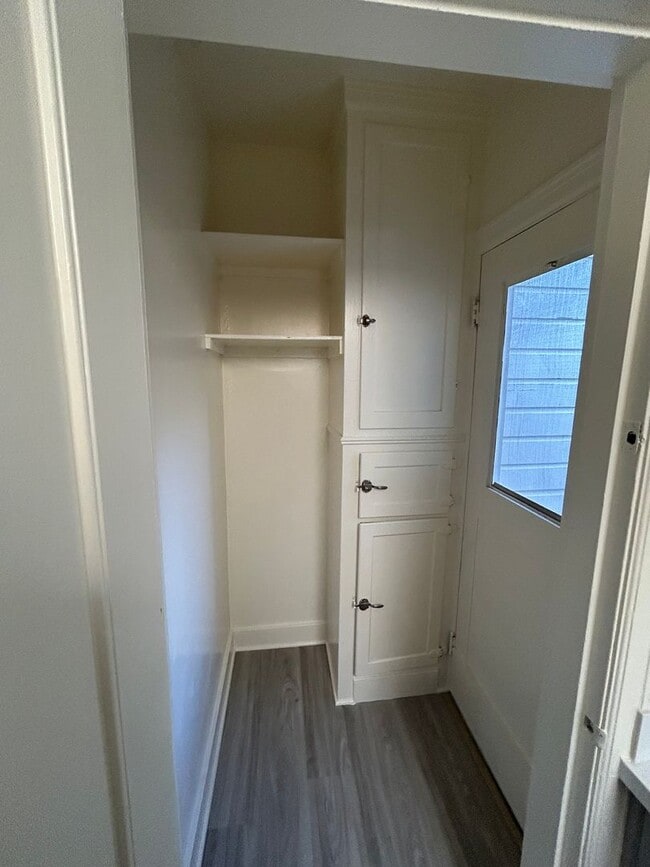 Building Photo - 1862 20th Ave