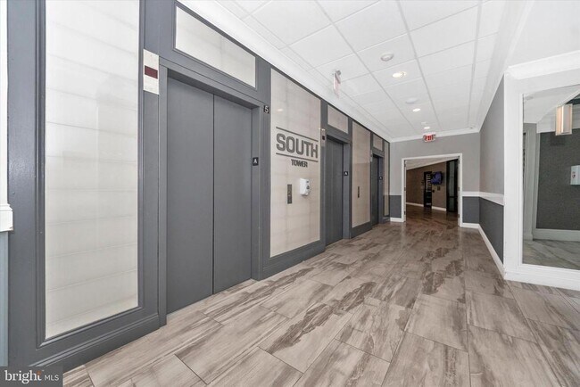 Building Photo - 5225 Pooks Hill Rd